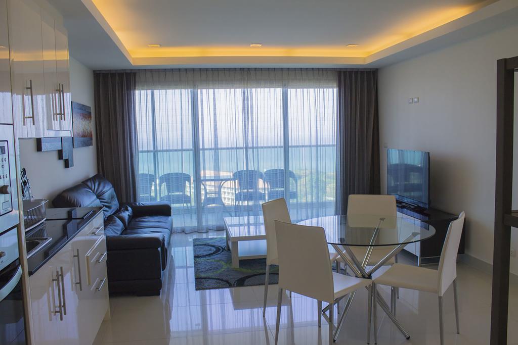 Cosy Beach View Condominium Pattaja Kültér fotó